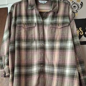 Old Navy Plaid Shirt in Pink and Green